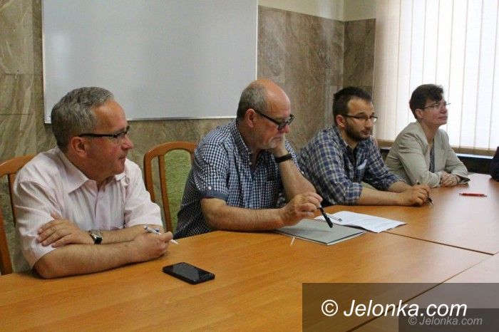 Jelenia Góra: Elektorzy wybrali dziekana wydziału UE