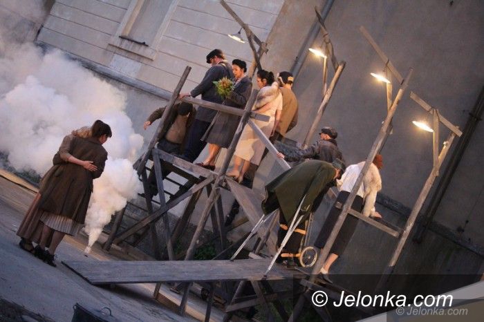 Jelenia Góra: Powojenne podwórko z Teatrem Modrzejewskiej