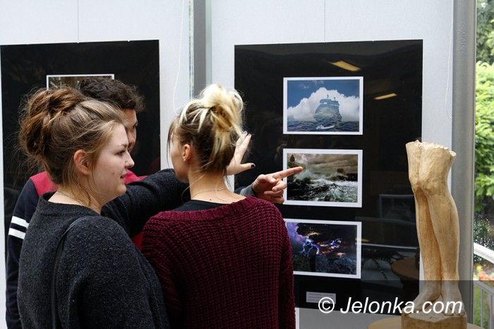 Jelenia Góra: Wystawa fotografii „Inspiracje” w Książnicy Karkonoskiej (foto)