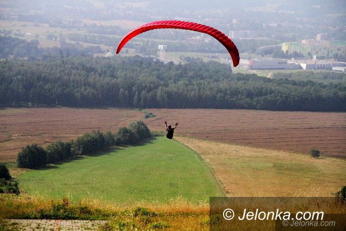 Region: Paralotniarze opanowali Górę Szybowcową