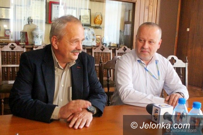 Jelenia Góra: Plac zabaw w prezencie od marketu budowlanego