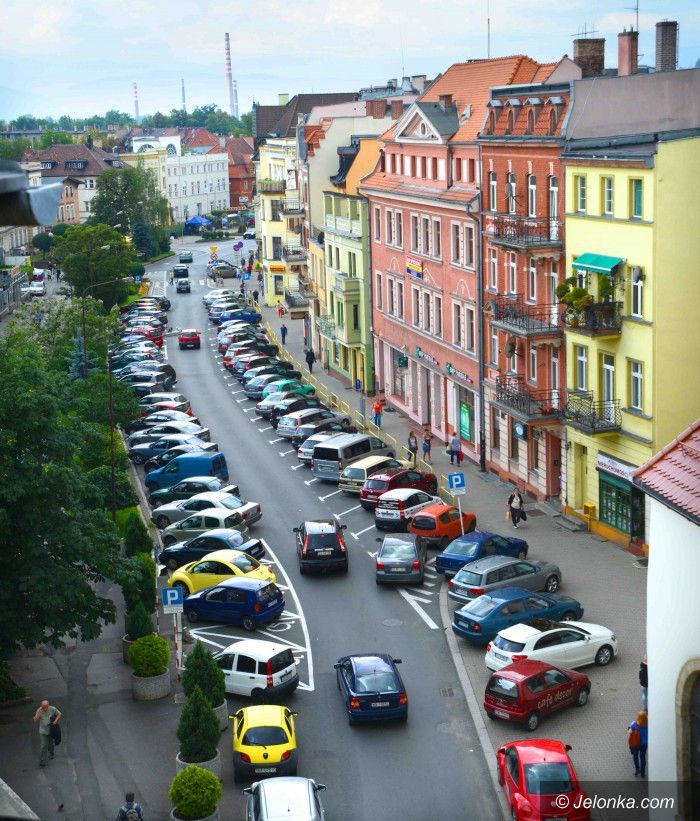Jelenia Góra: 2 miliony do budżetu za parkowanie