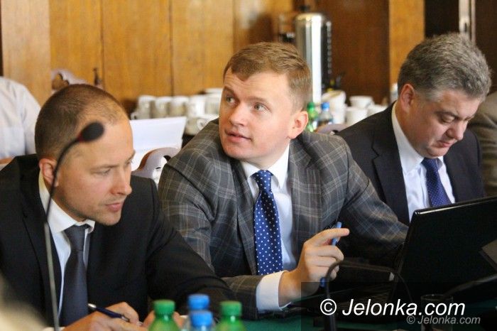 Jelenia Góra: Miasto zadłuża się na kolejne 24 miliony złotych!
