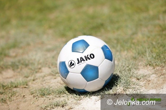 IV liga piłkarska: Nie zdobyli stolicy polskiego granitu