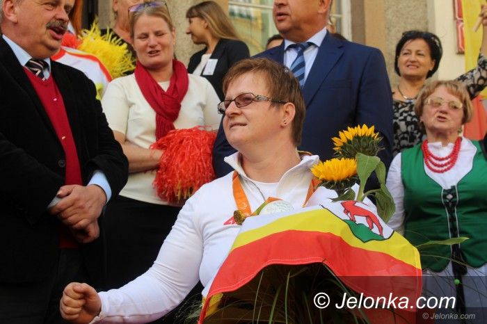 Jelenia Góra: Mistrzowskie powitanie Lucyny Kornobys