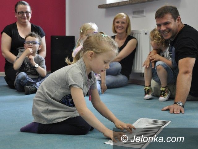 Jelenia Góra: W objęciach muzyki i tańca