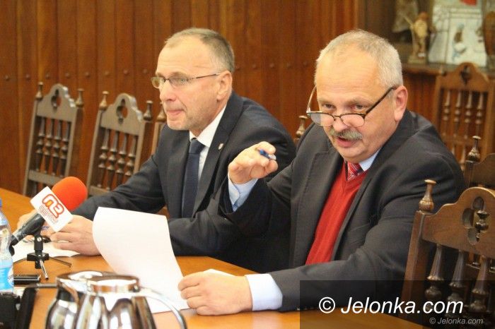 Jelenia Góra: Prezydent przestrzega przed decyzją radnych