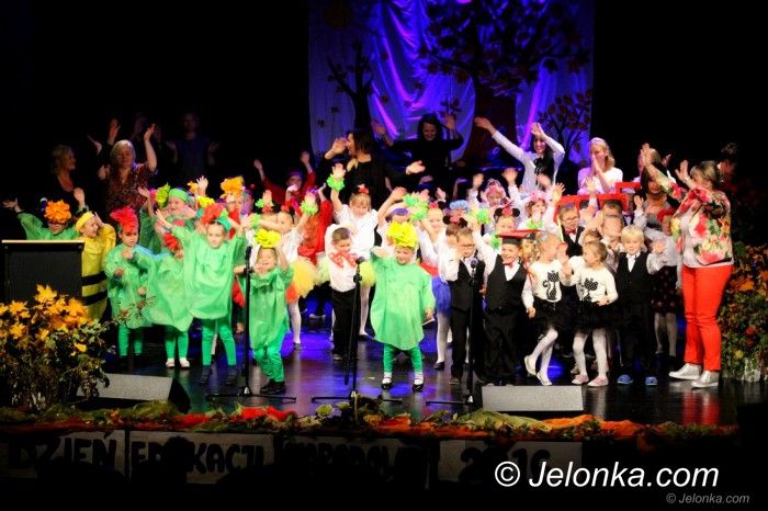 Jelenia Góra: Dzień Edukacji Narodowej  z wyróżnieniami