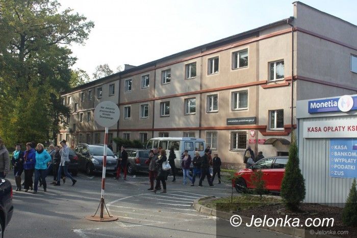 Jelenia Góra: Ewakuacja w Urzędzie Skarbowym. To były ćwiczenia