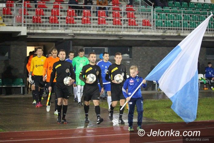 Jelenia Góra: Biało–niebiescy zmierzyli się z liderem