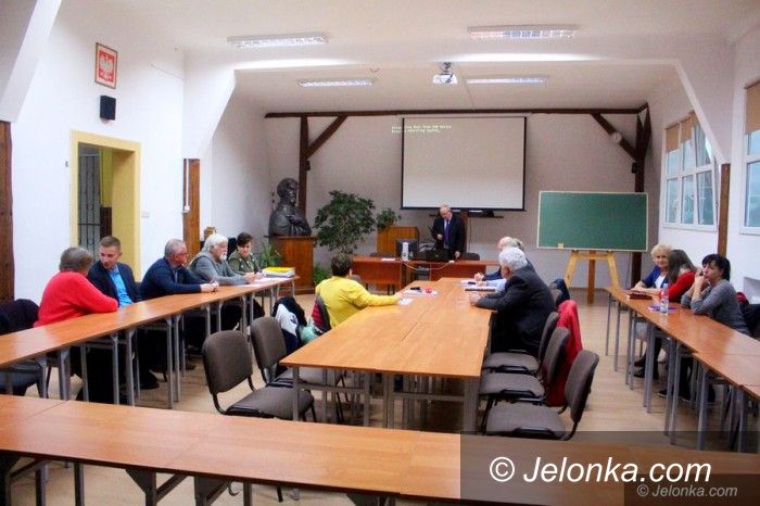 Jelenia Góra: Ciepliccy radni z pytaniami do „Wodnika”