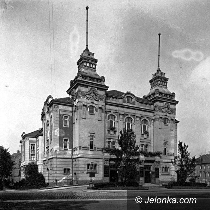 Jelenia Góra: Teatr jeleniogórski, a teatry Ziem Odzyskanych
