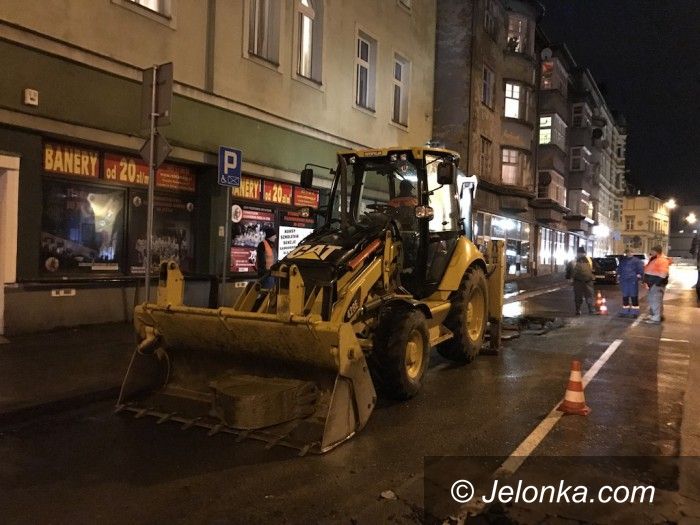 Jelenia Góra: Awaria sieci wodociągowej na Wolności (aktualizacja)
