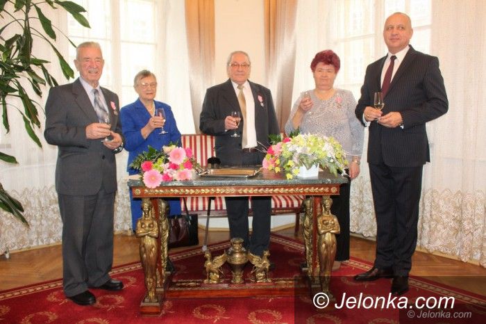Jelenia Góra: Diamentowe i złote gody w Ratuszu