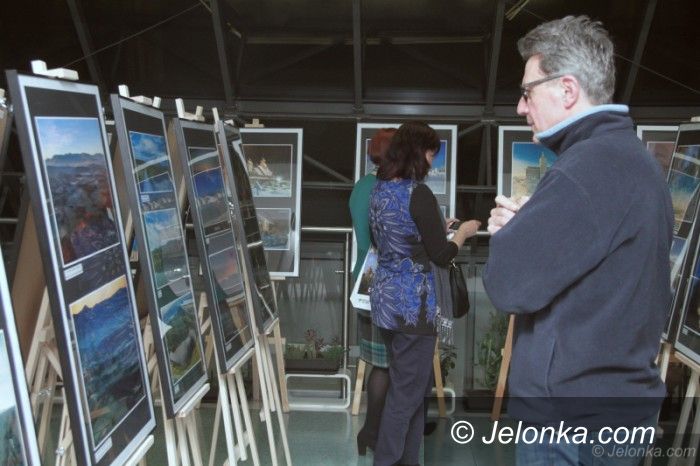 Jelenia Góra: Piękno Karkonoszy – wystawa fotograficzna w Książnicy