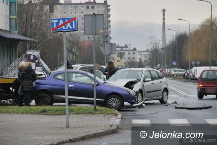 Jelenia Góra: Zderzenie aut na jeleniogórskim Zabobrzu