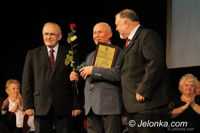 Jelenia Góra: Uroczysta sesja pełna wzruszeń