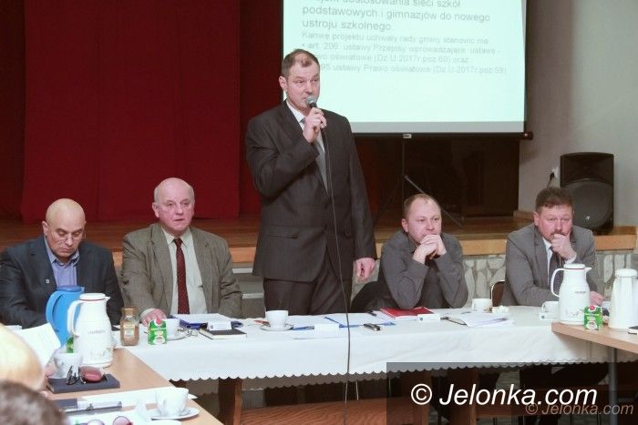 Piechowice: W Piechowicach debatowali o przyszłości szkół