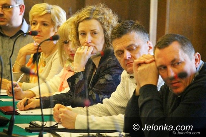 Jelenia Góra: Komisja Oświaty wydała opinię ws. sieci szkół