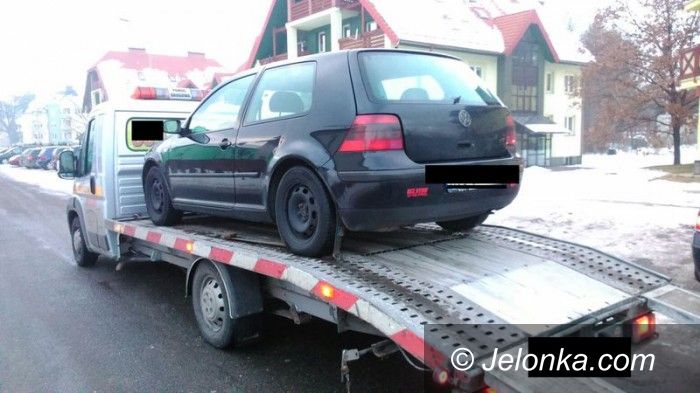 Jelenia Góra: Kierowca na „haju”, w aucie narkotyki