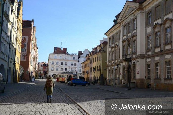 Jelenia Góra: Jeleniogórzanie o NFZ w swoim mieście