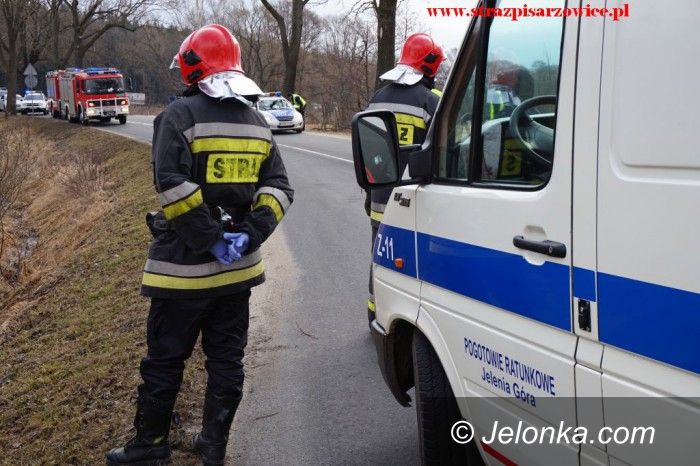 Region: Wypadek pod Pisarzowicami, w akcji śmigłowiec