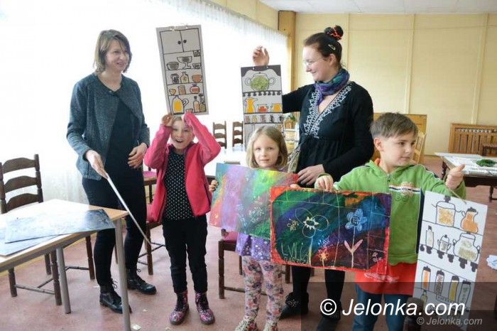 Jelenia Góra: Odkrywali tajemnice drzew i ziół