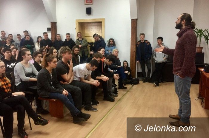Jelenia Góra: Michał Żurawski w Liceum im. Norwida