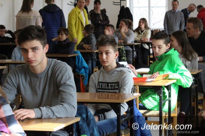 Jelenia Góra: Wiedzę mają – będą z nich strażacy?