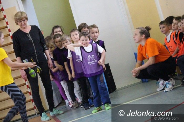 Jelenia Góra: Przedszkolaki gościnnie w „Trójce”