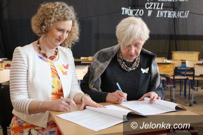 Jelenia Góra: Integracja i artystyczna współpraca „Ósemek”