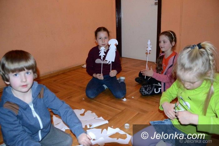 Jelenia Góra: Czarny teatr w ODK – niezwykłe warsztaty dla dzieci