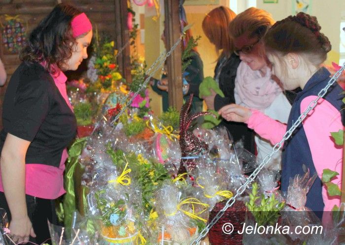 Jelenia Góra: Kiermasz wielkanocny w „Dwójce”