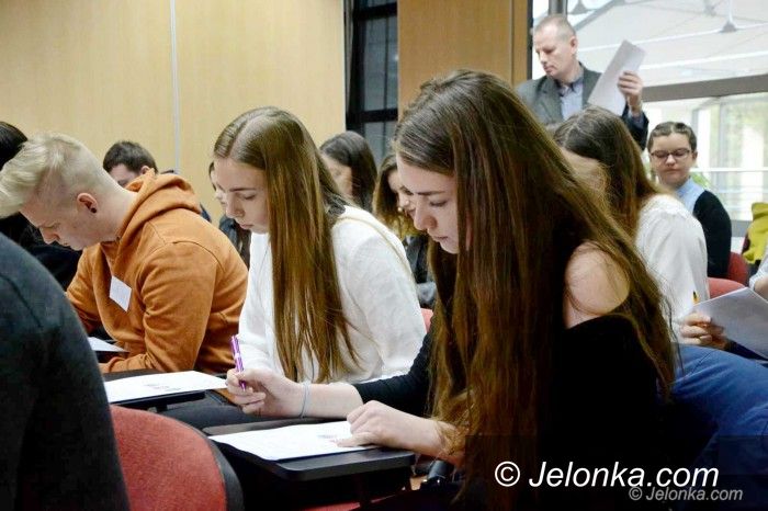 Jelenia Góra: Sprawdzian językowy (i nie tylko) w KPSW