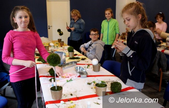 Jelenia Góra: Drzewka wielkanocne w „Muflonie”