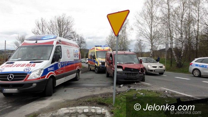 Jelenia Góra: Karambol na Sudeckiej z udziałem pięciu aut