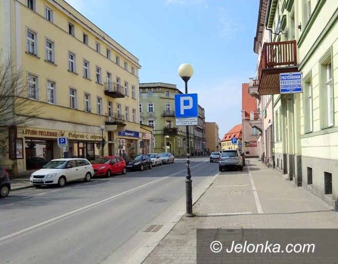 Jelenia Góra: Czytelnik: braki w oznakowaniu drogowym
