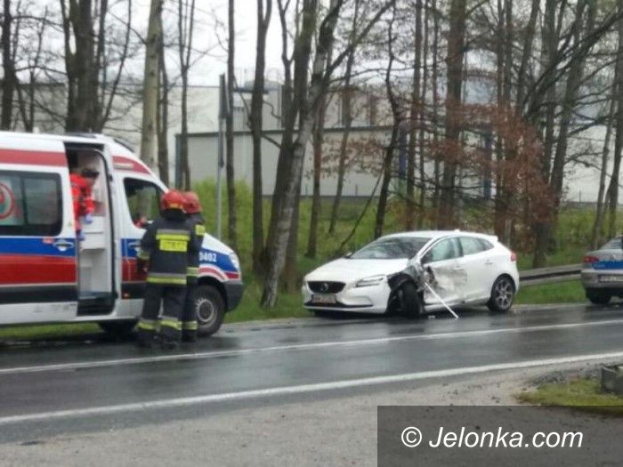 Region: Kolizja samochodu osobowego z ciężarowym