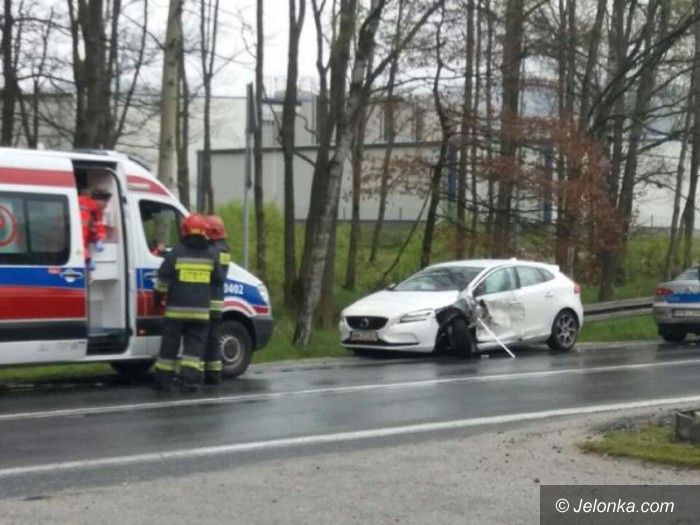 Region: Kolizja samochodu osobowego z ciężarowym