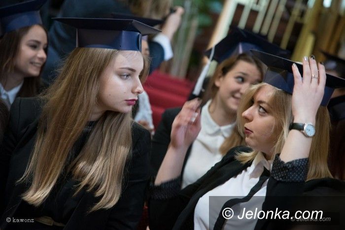 Jelenia Góra: Żegnaj szkoło, czas na egzamin dojrzałości