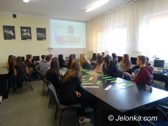 Jelenia Góra: Odskocznia od codzienności w książkach