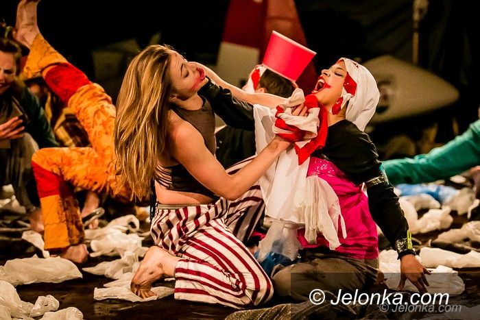 Jelenia Góra: Pestka: Dzisiaj zwyciężył teatr