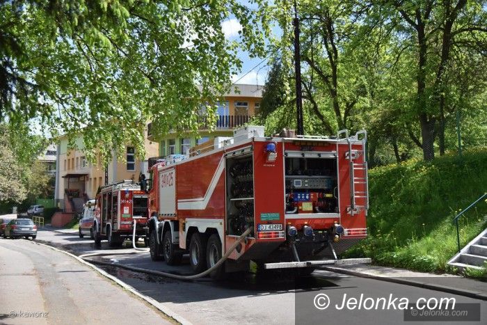 Jelenia Góra: Pożar garażu przy ulicy Nowowiejskiej