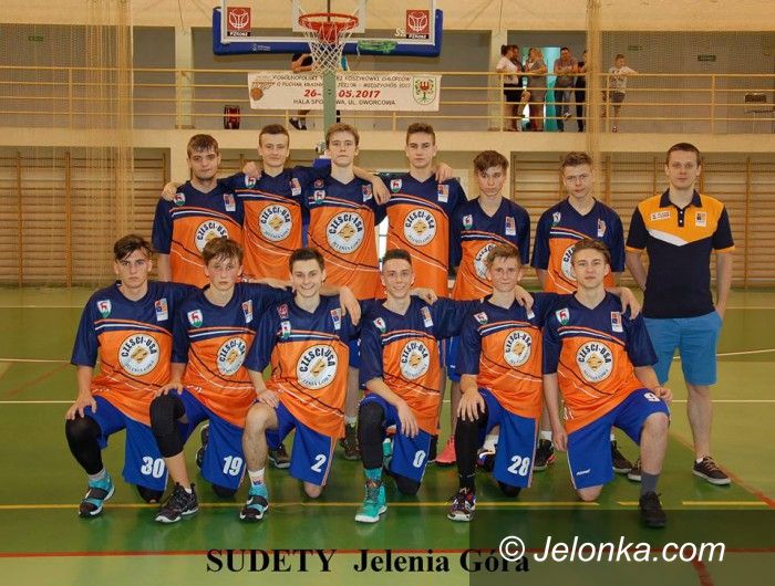 Międzychód: Juniorzy Sudetów na podium