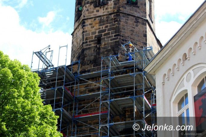 Jelenia Góra: Wieża Bazyliki Mniejszej do remontu
