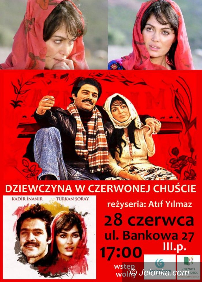 Jelenia Góra: "Dziewczyna w czerwonej chuście" podbiła serca widzów