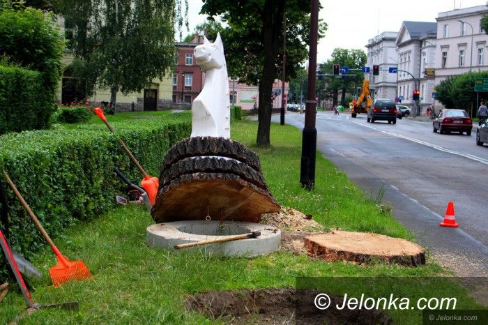 Jelenia Góra: Przestawią konika z Wojska Polskiego (aktualizacja)