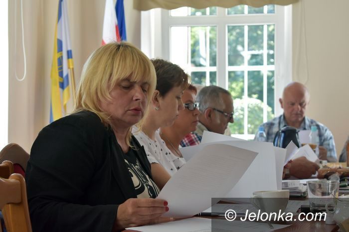 Piechowice: Gorąca debata nad spółkami w Piechowicach