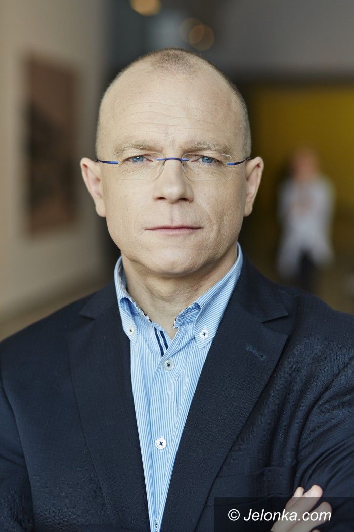 Jelenia Góra: J.T. Adamus: „Popkultura nas spłaszcza”