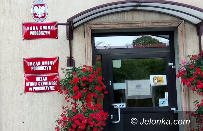 Podgórzyn: Ulica Chłodna  w Podgórzynie do remontu